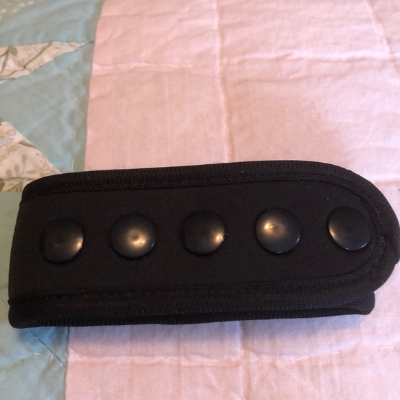 Steps Tracker/FitBit Band/Pouch 2 Carry, NWOT - Picture 5 of 16